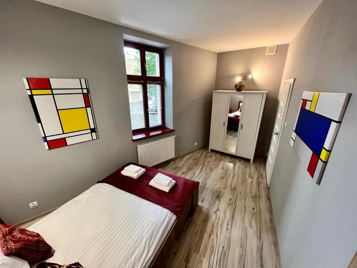 Red&yellow Centrum Apartment